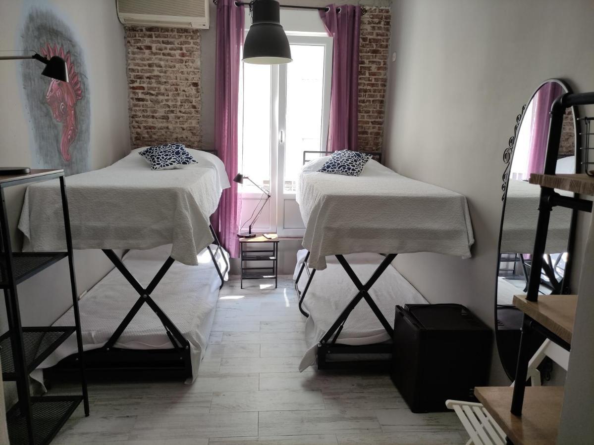 Hostal Hispalense Madrid Ngoại thất bức ảnh