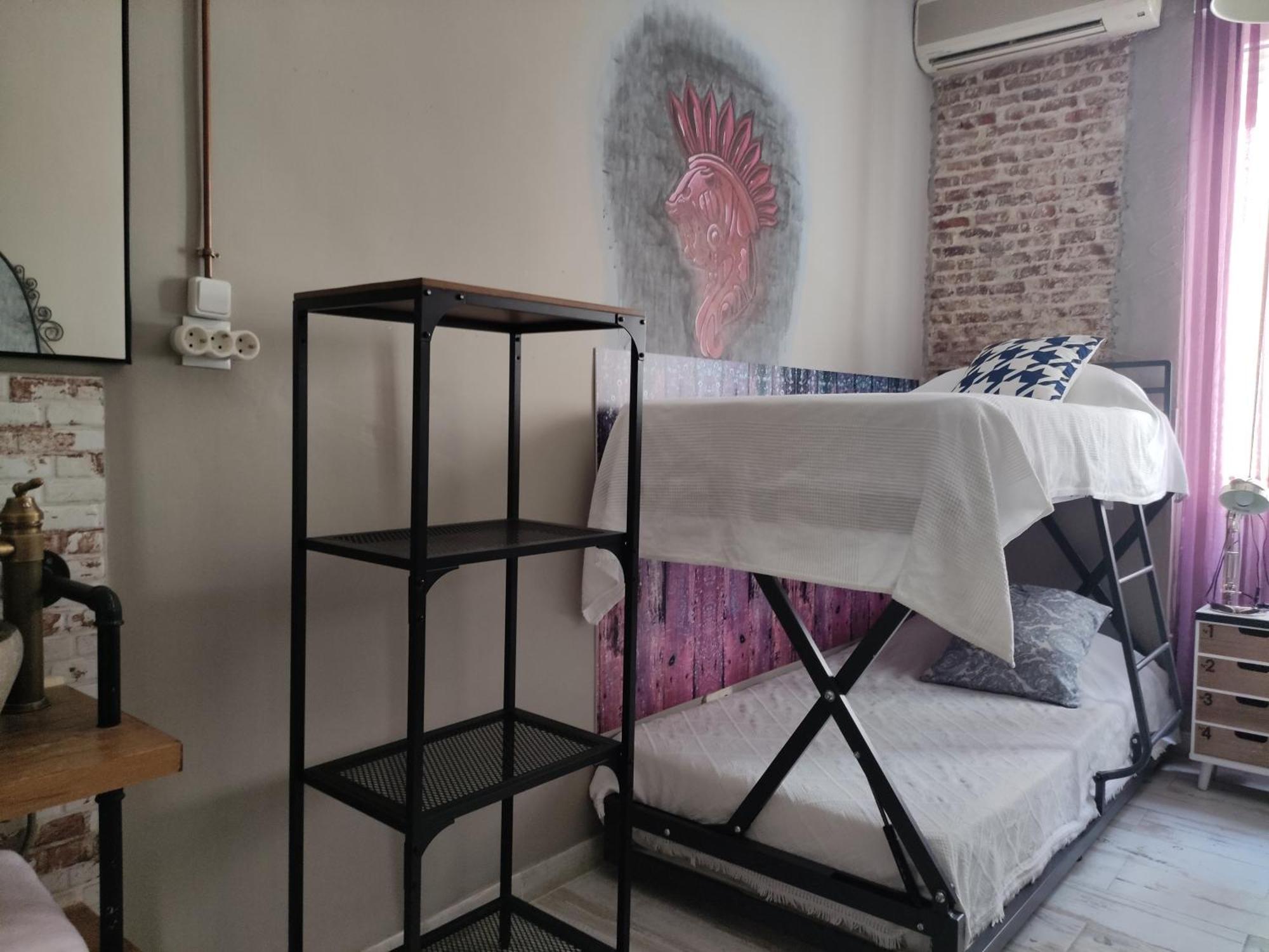 Hostal Hispalense Madrid Ngoại thất bức ảnh