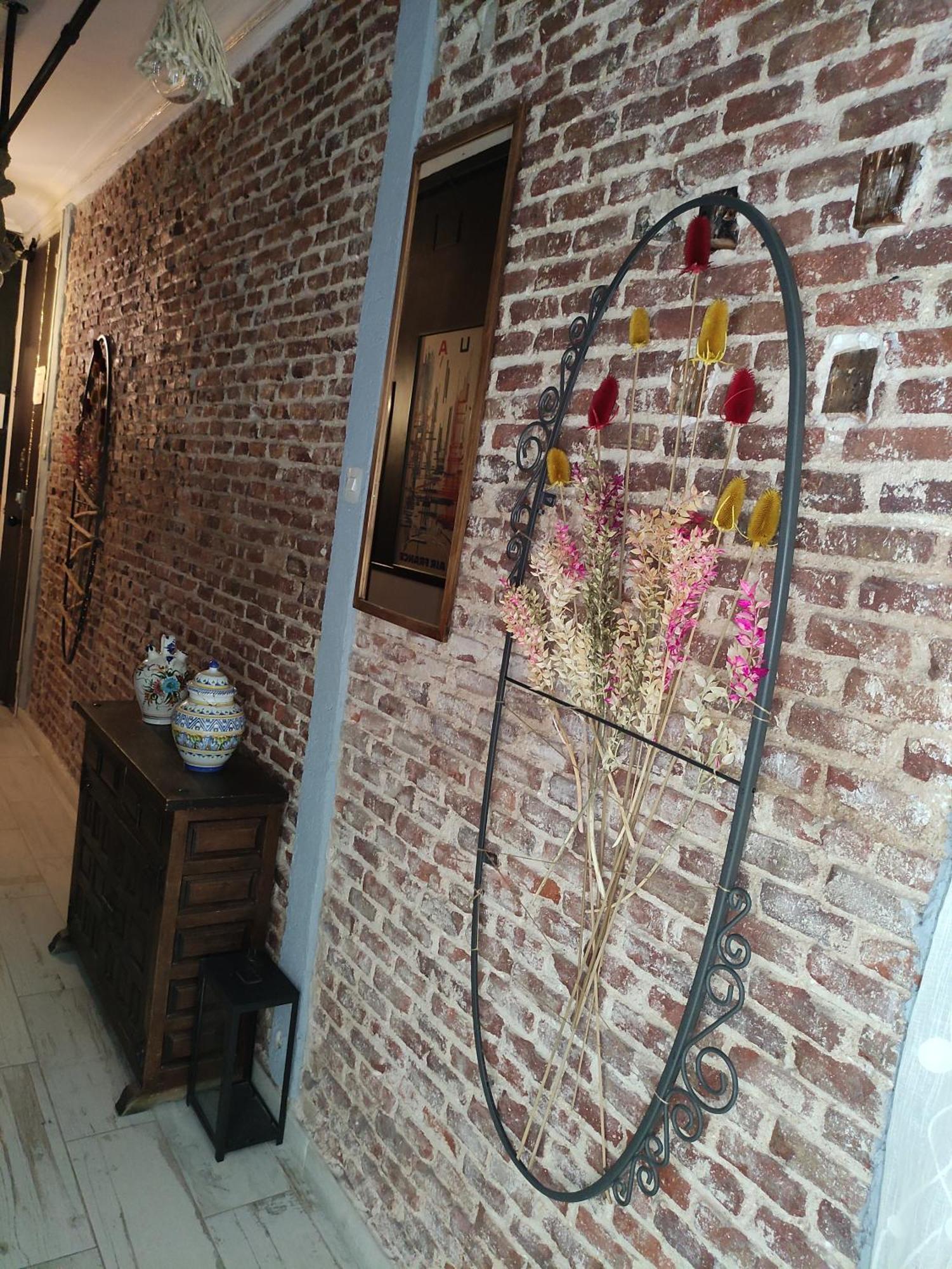 Hostal Hispalense Madrid Ngoại thất bức ảnh