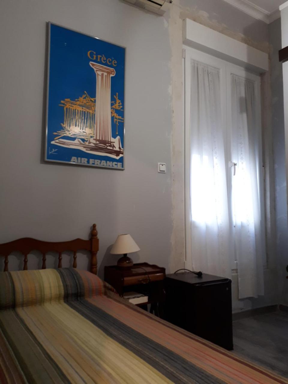 Hostal Hispalense Madrid Ngoại thất bức ảnh