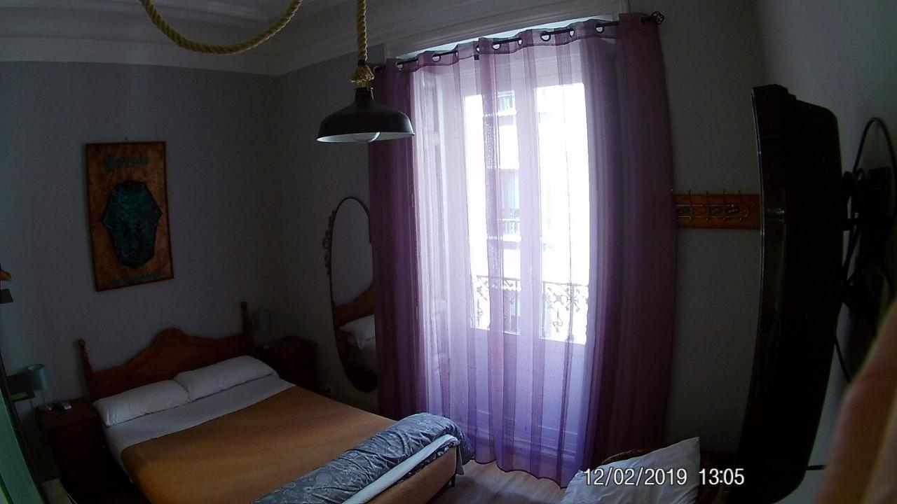 Hostal Hispalense Madrid Ngoại thất bức ảnh
