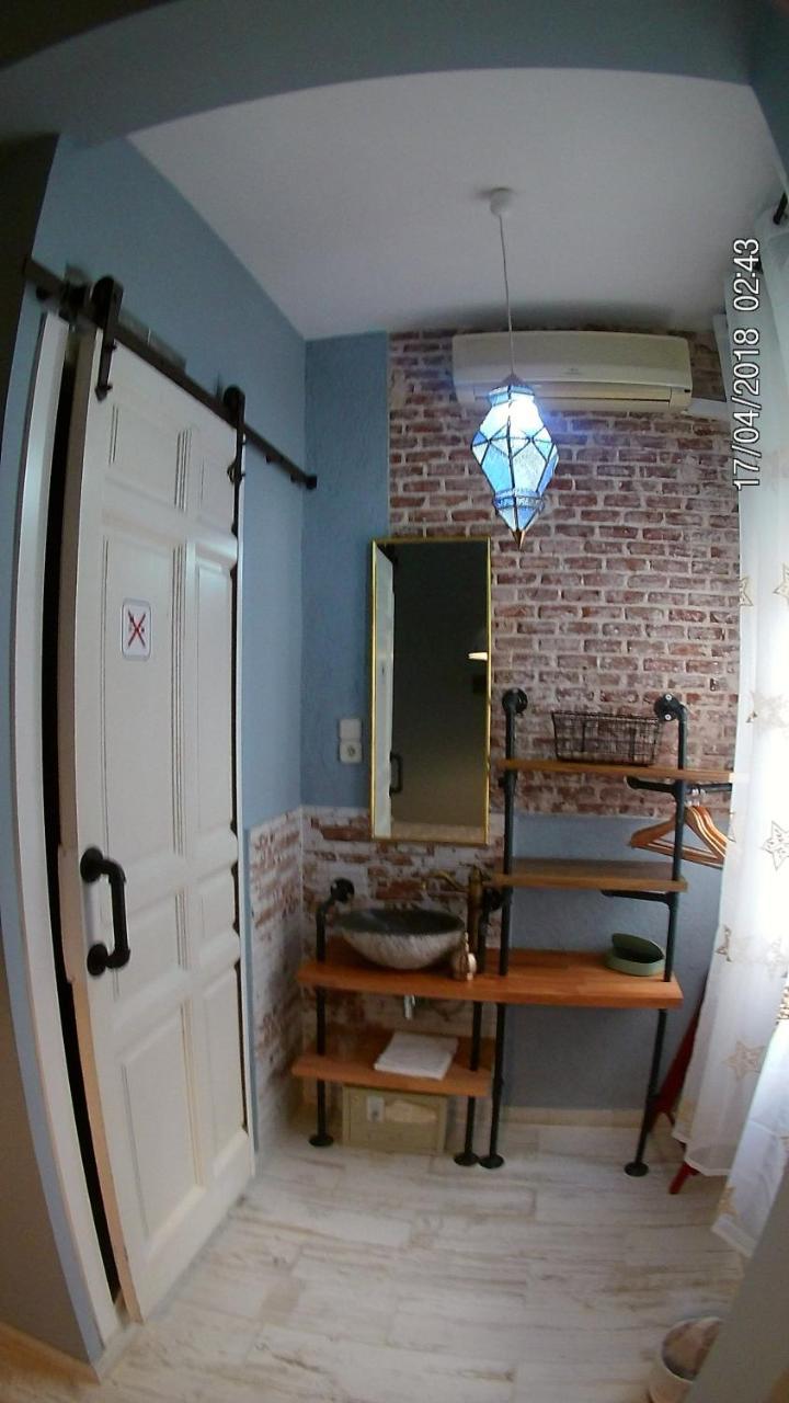 Hostal Hispalense Madrid Ngoại thất bức ảnh